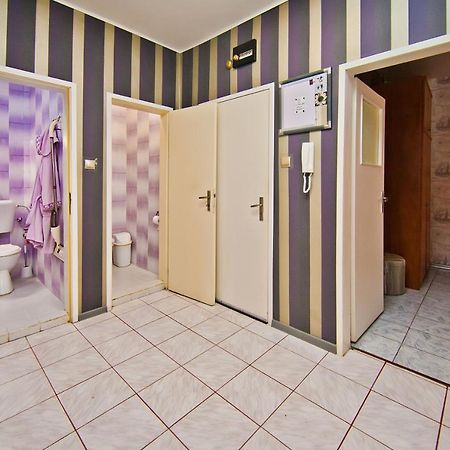 Perla 2-Bdrm In The Heart Of The City Várna Kültér fotó